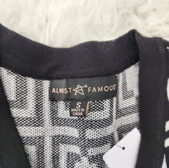 Almost Famous Jacquard Mini Dress Size Small. New. - Picture 9 of 9